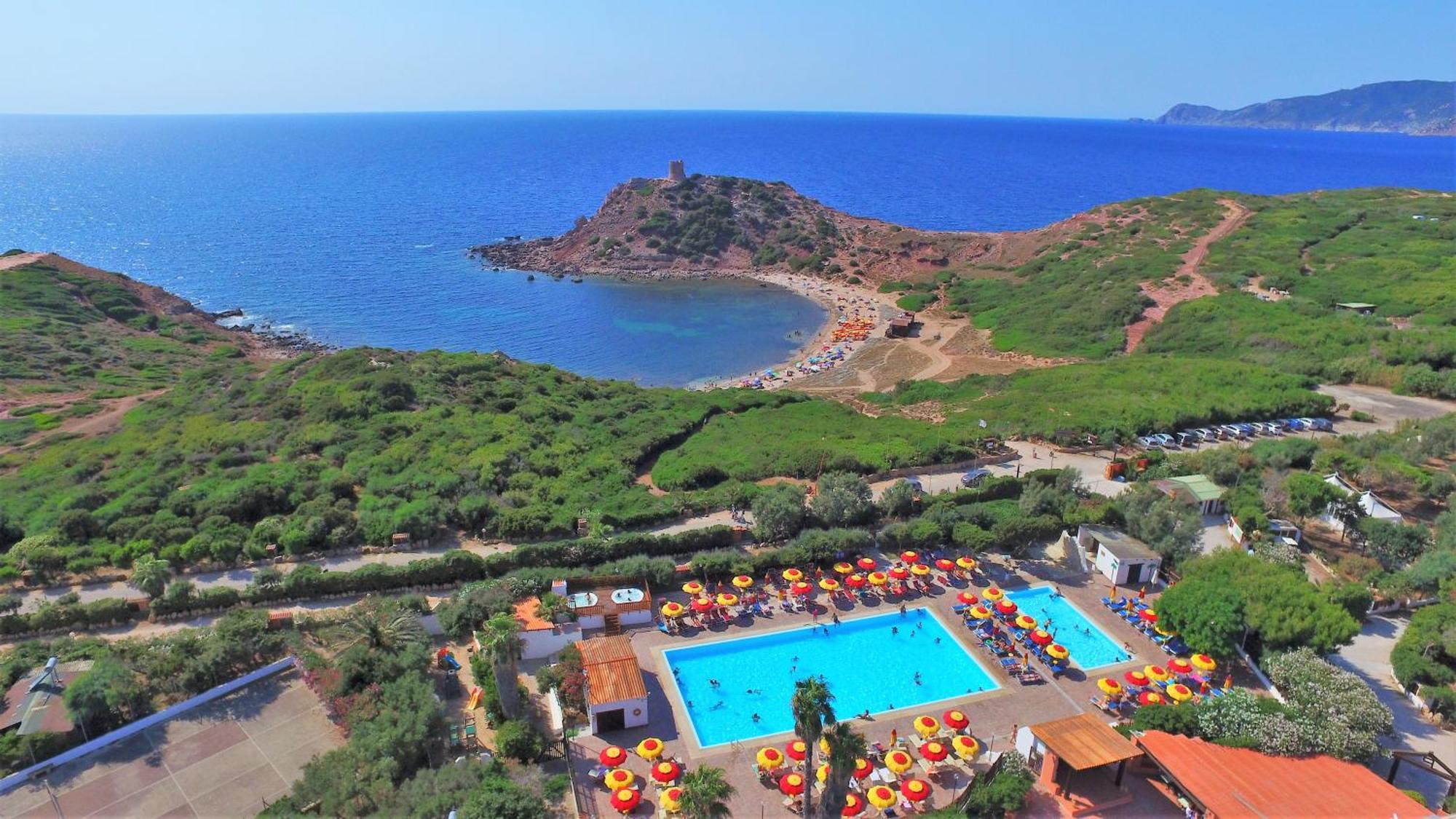 Villaggio Camping Torre Del Porticciolo Порто-Конте Экстерьер фото